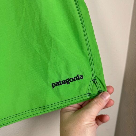 Patagonia Men's Light & Variable Board Shorts Swimming Suit Bright Green Size 36 - Picture 2 of 5